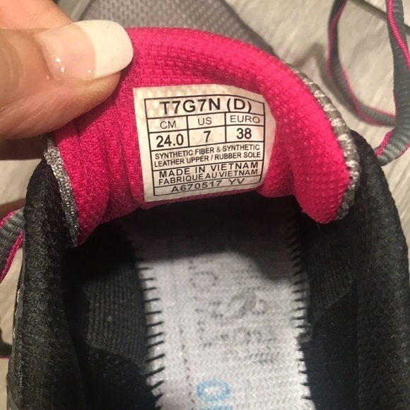 ASICS Gel Venture 6 Gray & Pink Running Shoes         size 7 - Picture 10 of 10